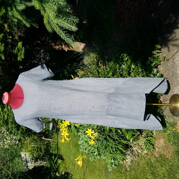 Flowy Linen Dress - Picture 16 of 16